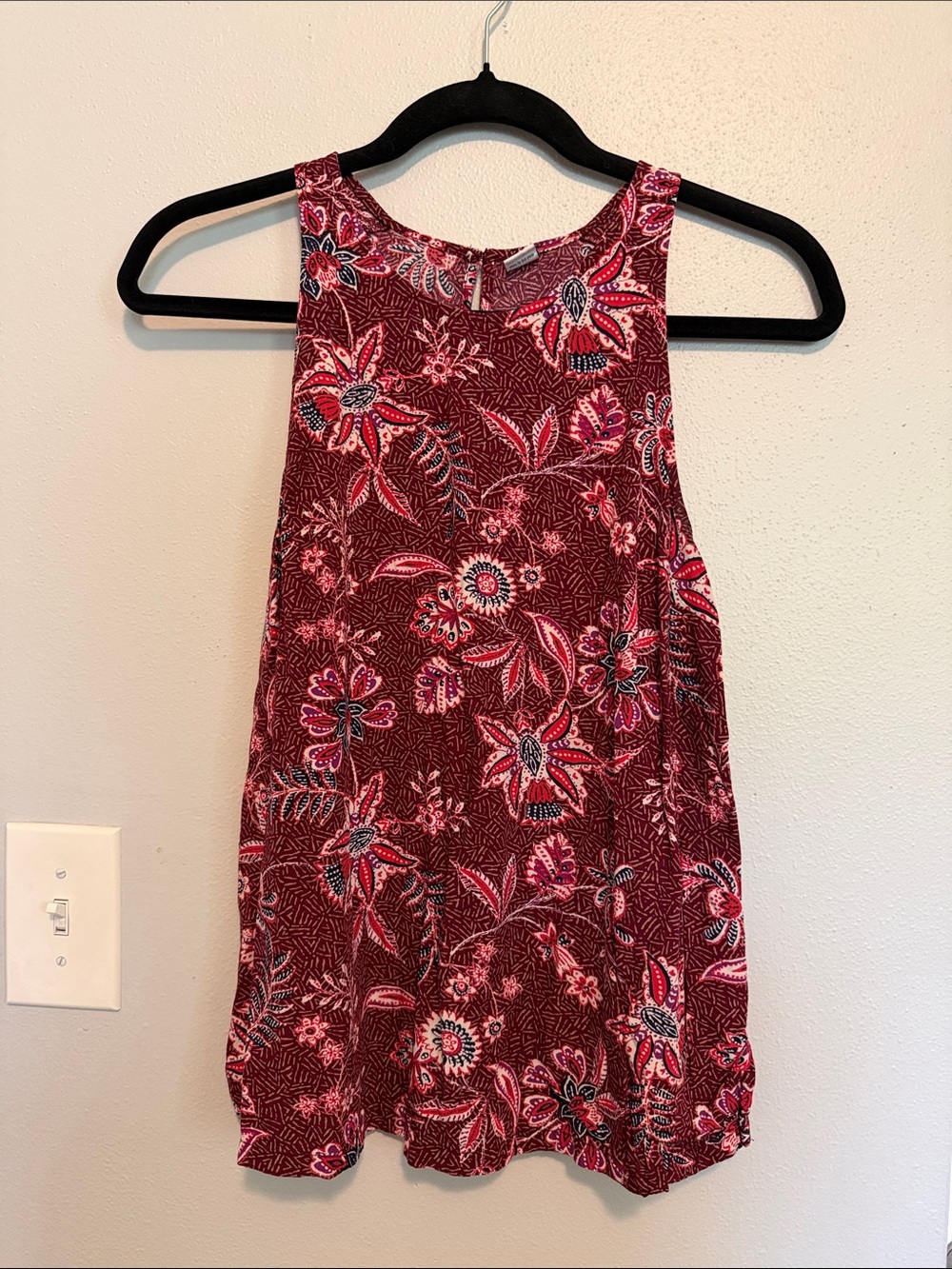 Old Navy Burgundy Floral High-Neck Tank